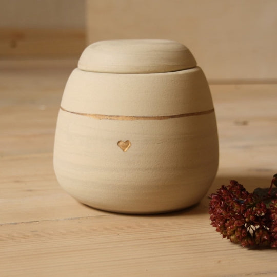 Ceramic Pet urn, Pottery pet urn, ceramic dog urn, ceramic cat urn